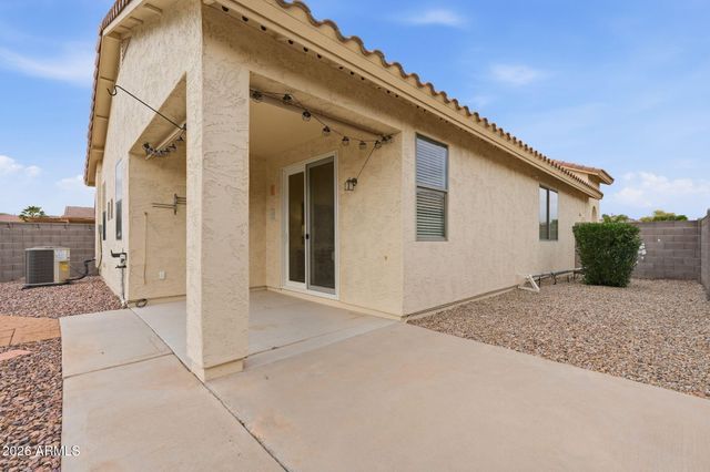 2307 W KRISTINA Avenue, San Tan Valley, AZ 85144