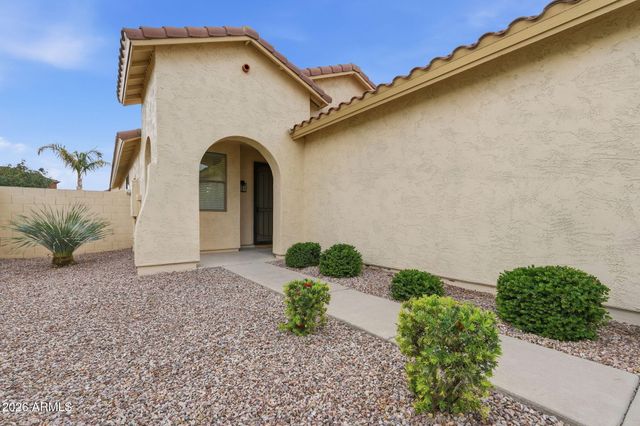 2307 W KRISTINA Avenue, San Tan Valley, AZ 85144