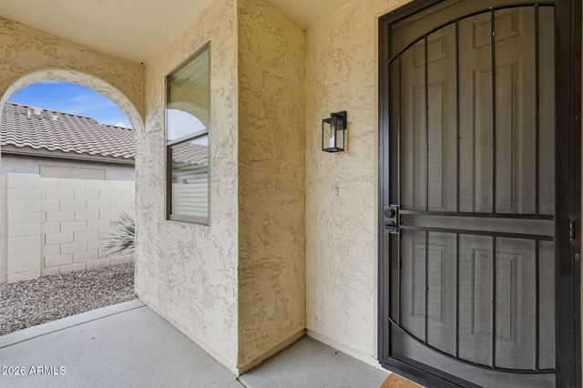 2307 W KRISTINA Avenue, San Tan Valley, AZ 85144