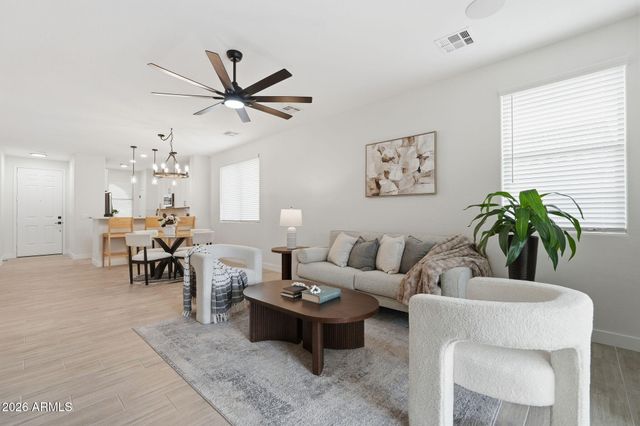 2307 W KRISTINA Avenue, San Tan Valley, AZ 85144