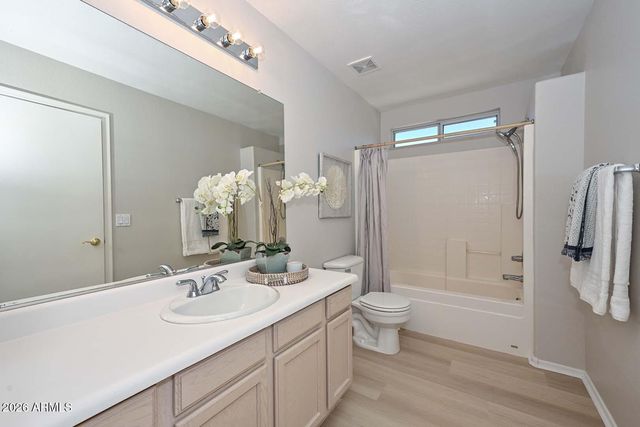 9715 W SUNNYSLOPE Lane, Peoria, AZ 85345