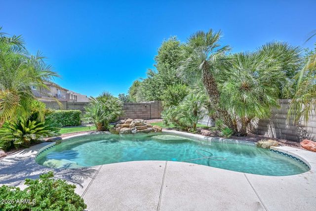 9715 W SUNNYSLOPE Lane, Peoria, AZ 85345