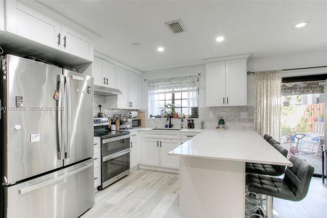 13351 SW 59th Ter, Miami, FL 33183