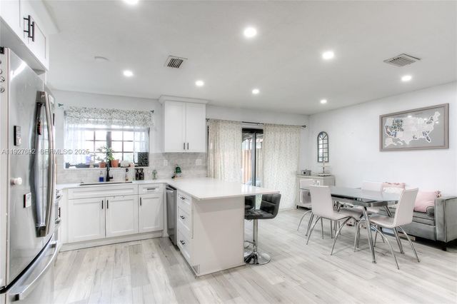 13351 SW 59th Ter, Miami, FL 33183