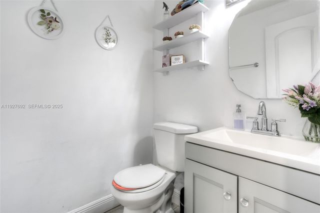 13351 SW 59th Ter, Miami, FL 33183