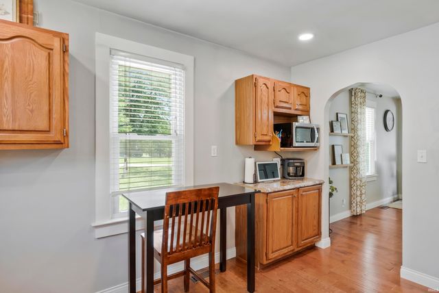 8733 New Harmony Road, Evansville, IN 47720