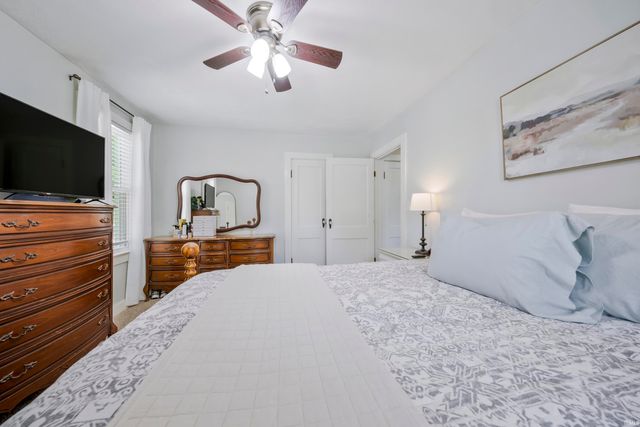 8733 New Harmony Road, Evansville, IN 47720