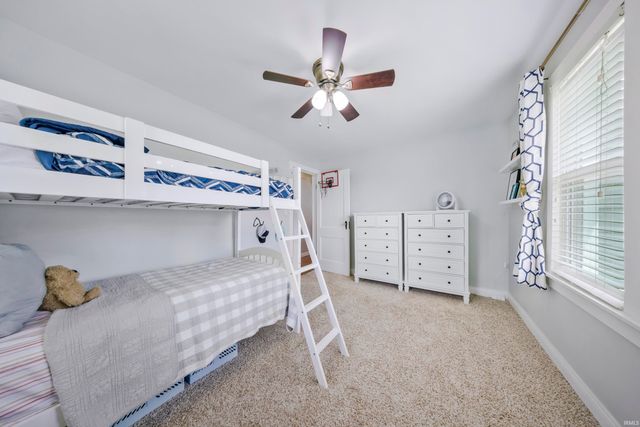 8733 New Harmony Road, Evansville, IN 47720