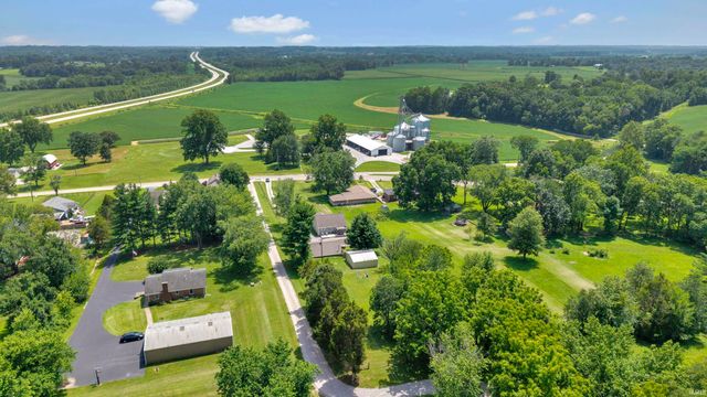 8733 New Harmony Road, Evansville, IN 47720