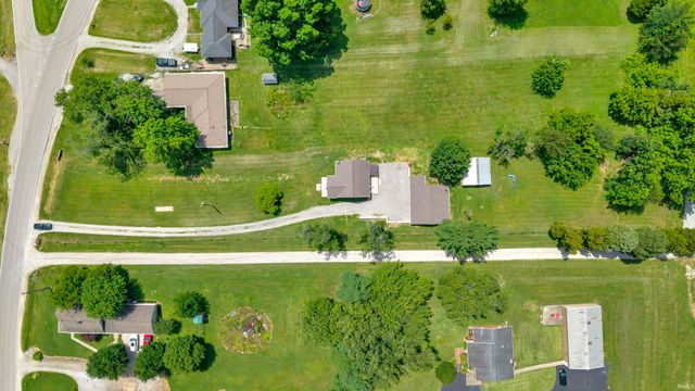 8733 New Harmony Road, Evansville, IN 47720