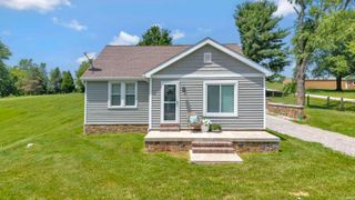 8733 New Harmony Road, Evansville, IN 47720