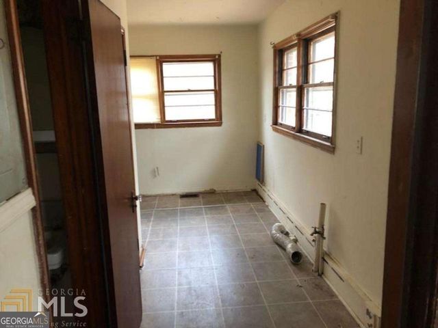 329 Mcdonough Road, Jackson, GA 30233
