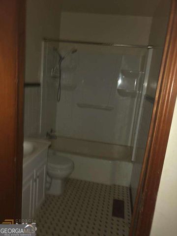329 Mcdonough Road, Jackson, GA 30233