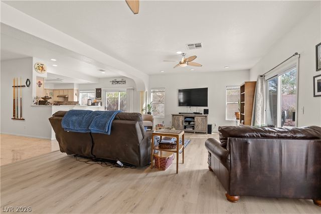 6647 Isolated Avenue, Las Vegas, NV 89110