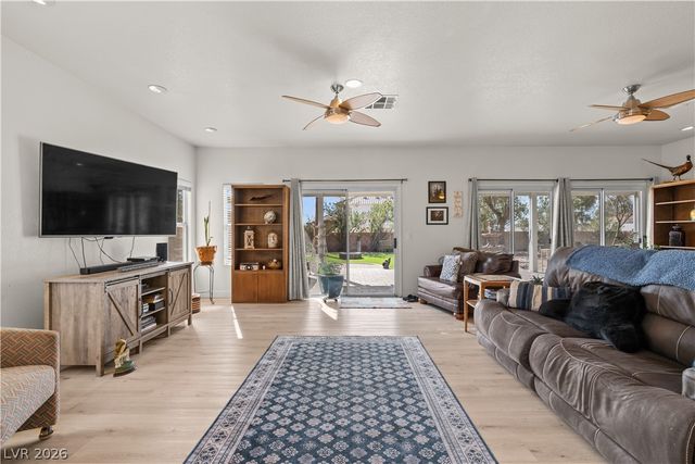 6647 Isolated Avenue, Las Vegas, NV 89110