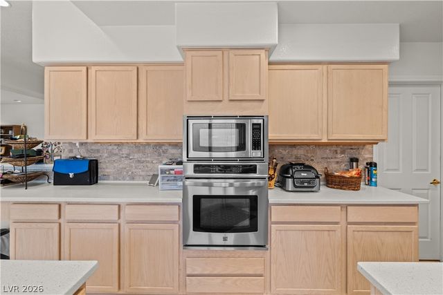 6647 Isolated Avenue, Las Vegas, NV 89110