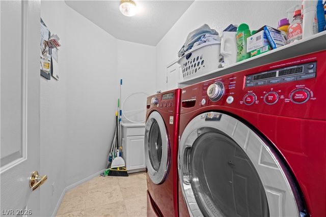 6647 Isolated Avenue, Las Vegas, NV 89110