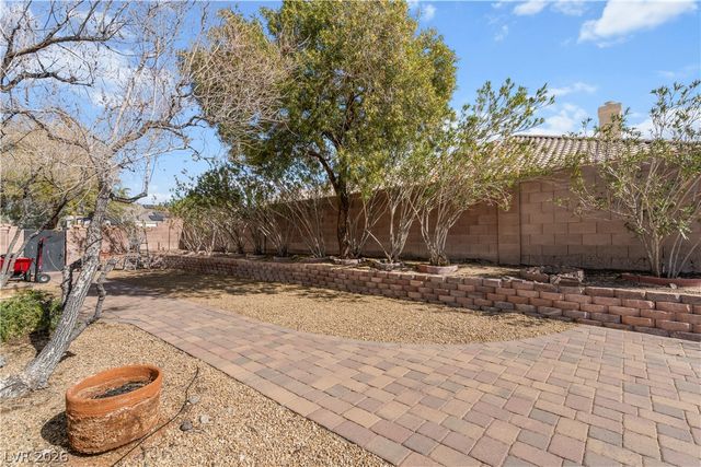 6647 Isolated Avenue, Las Vegas, NV 89110