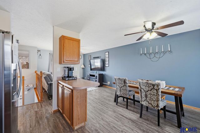 2111 NW 55th Street, Lincoln, NE 68528