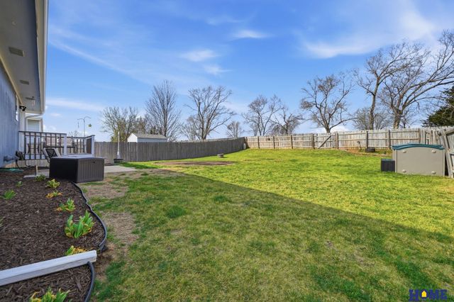 2111 NW 55th Street, Lincoln, NE 68528