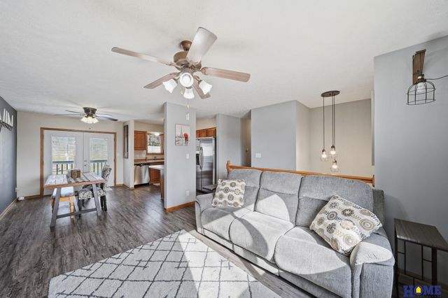 2111 NW 55th Street, Lincoln, NE 68528