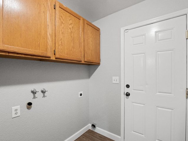 1650 Fir Avenue, Clovis, CA 93611