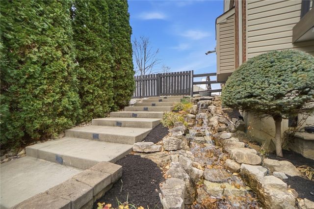 5290 Poets Way, Liberty Twp, OH 45011