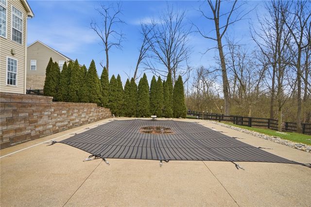 5290 Poets Way, Liberty Twp, OH 45011