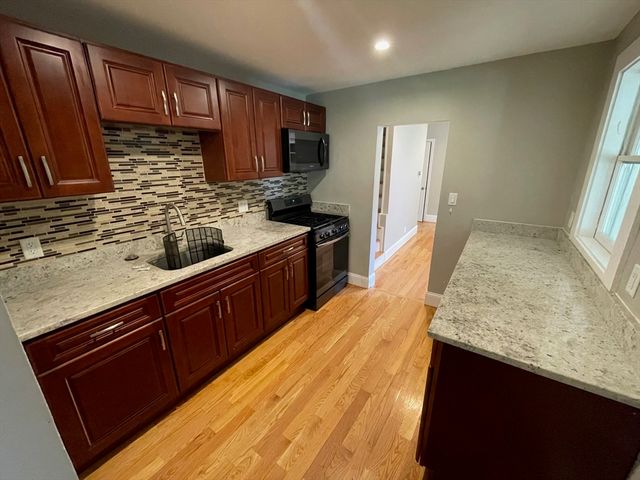 35 Wilson Street 35, Billerica, MA 01862
