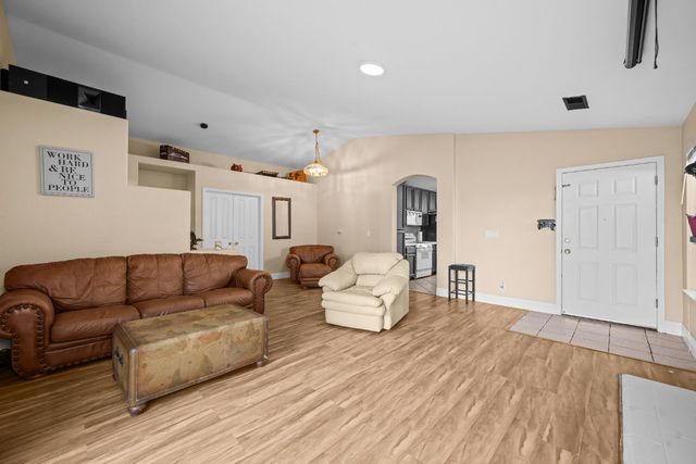 6003 Kuvasz Ct, Citrus Heights, CA 95621