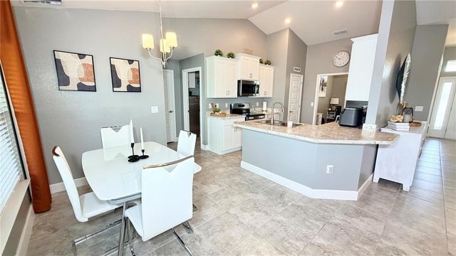 4015 TULLAMORE LANE, Auburndale, FL 33823