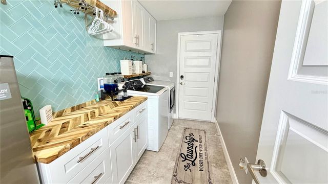4015 TULLAMORE LANE, Auburndale, FL 33823