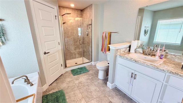 4015 TULLAMORE LANE, Auburndale, FL 33823
