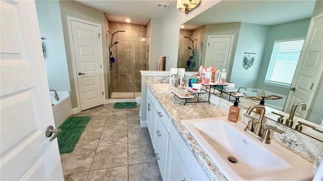 4015 TULLAMORE LANE, Auburndale, FL 33823