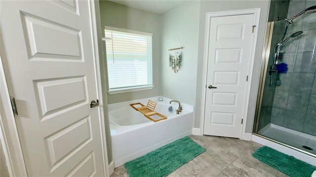 4015 TULLAMORE LANE, Auburndale, FL 33823