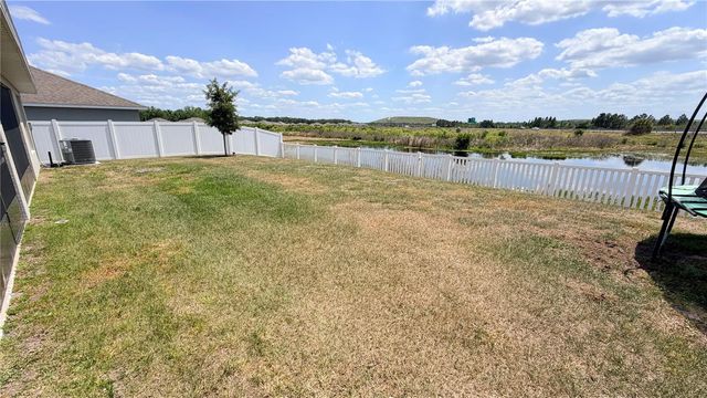 4015 TULLAMORE LANE, Auburndale, FL 33823