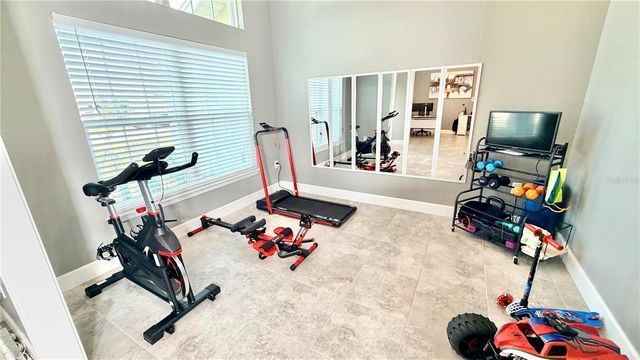 4015 TULLAMORE LANE, Auburndale, FL 33823