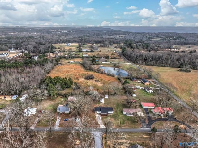 2270 Randles Road, Grant, AL 35747