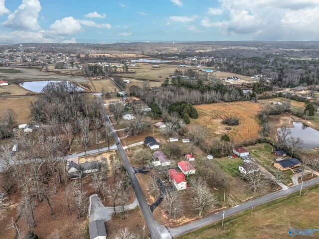 2270 Randles Road, Grant, AL 35747