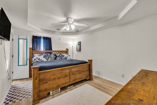 17715 S Santa Fe Street, Mounds, OK 74047