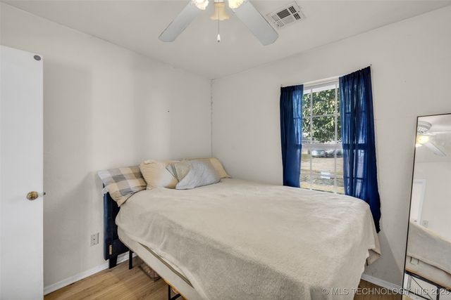 17715 S Santa Fe Street, Mounds, OK 74047