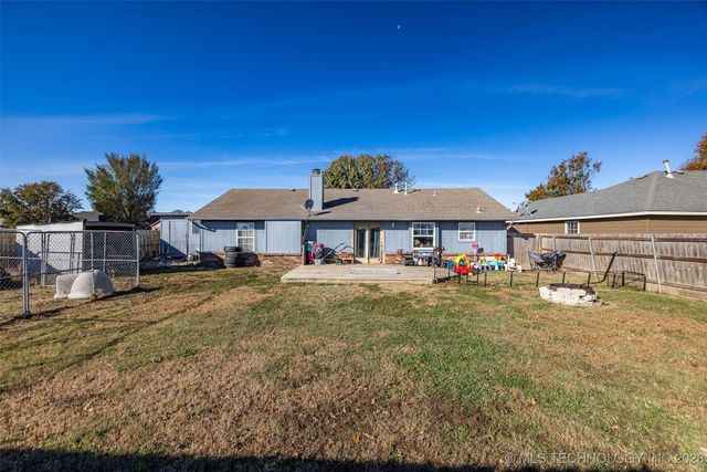 17715 S Santa Fe Street, Mounds, OK 74047