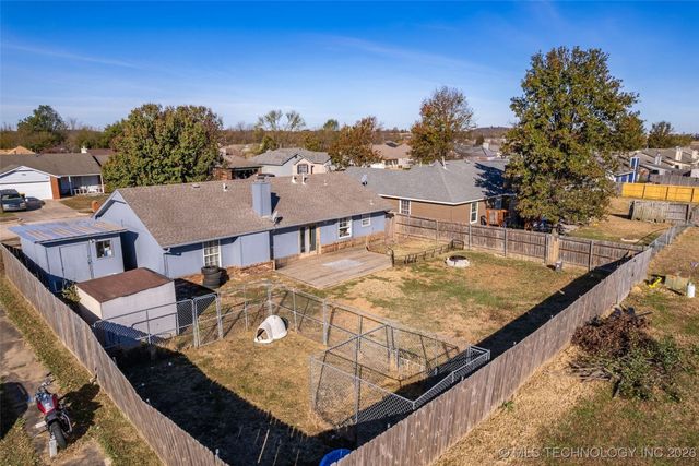 17715 S Santa Fe Street, Mounds, OK 74047