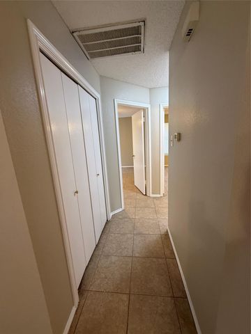 12306 Los Indios TRL A, Austin, TX 78729