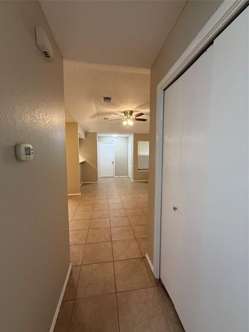 12306 Los Indios TRL A, Austin, TX 78729