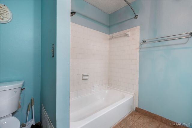 184 Fox Hollow Road, Montgomery, AL 36109