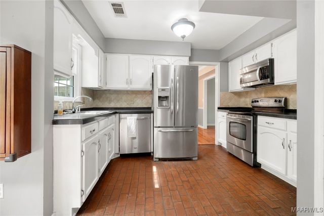 184 Fox Hollow Road, Montgomery, AL 36109