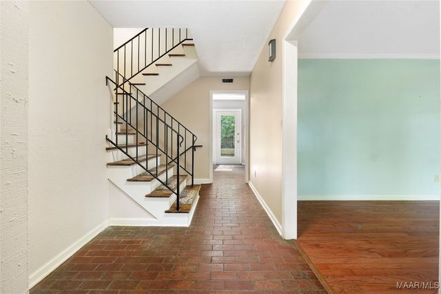 184 Fox Hollow Road, Montgomery, AL 36109