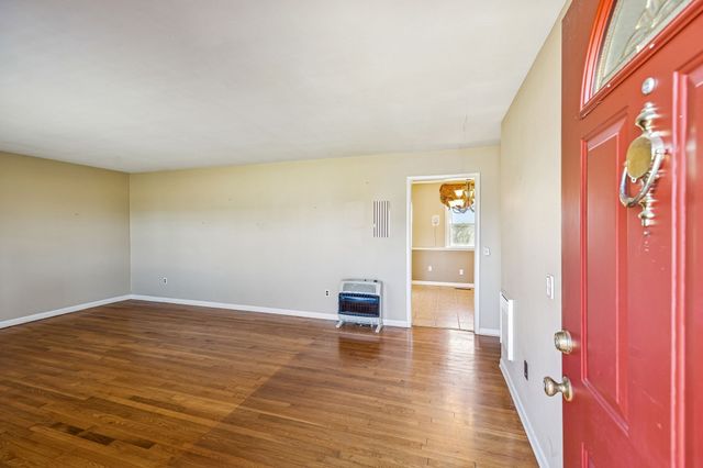 2921 Blanton Chapel Rd, Manchester, TN 37355