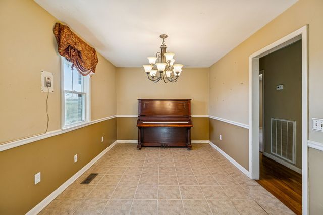 2921 Blanton Chapel Rd, Manchester, TN 37355